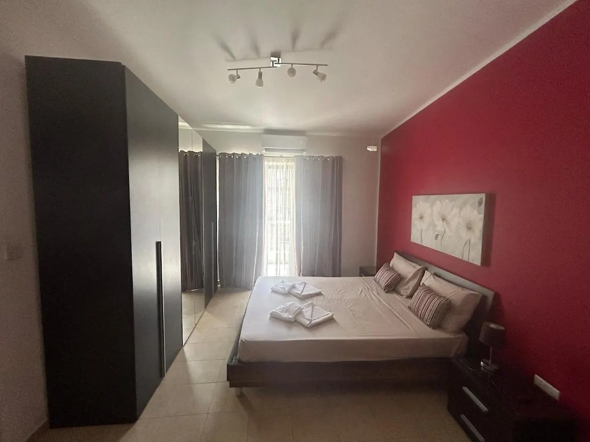 Swieqi Sunny Central Airy Quiet Apartment In Malta Is-Swieqi