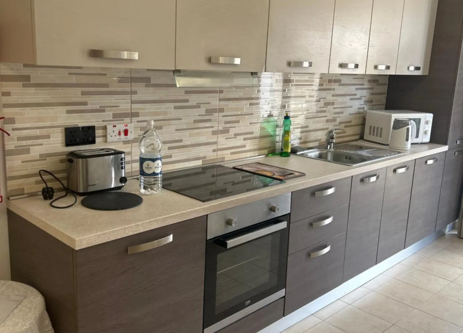 Swieqi Sunny Central Airy Quiet Apartment In Malta Is-Swieqi マルタ